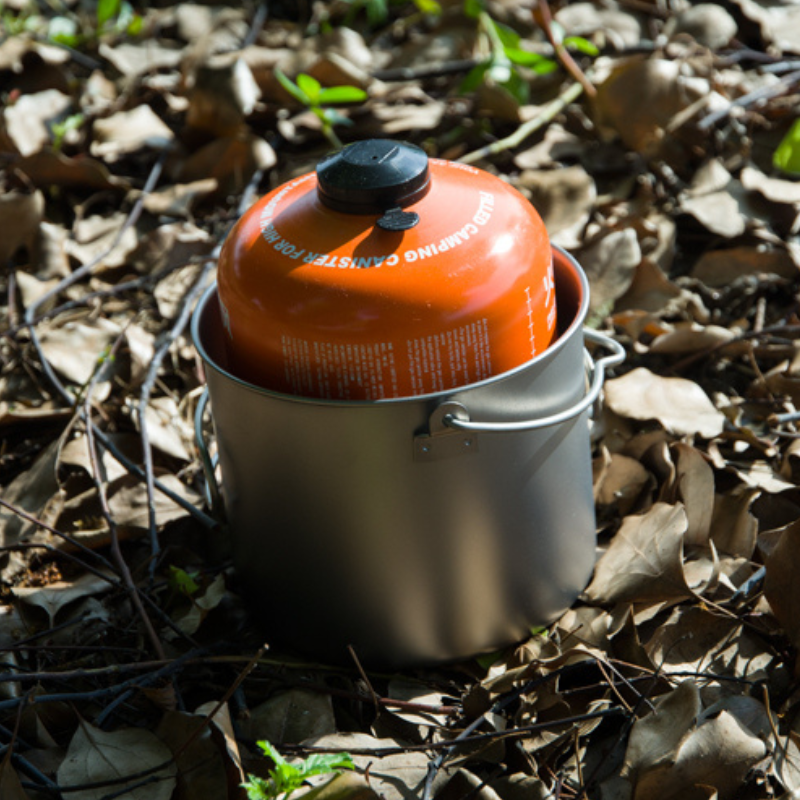 Ultralight Pure Titanium Hanging Pot with Bail Handle & Folding Grips