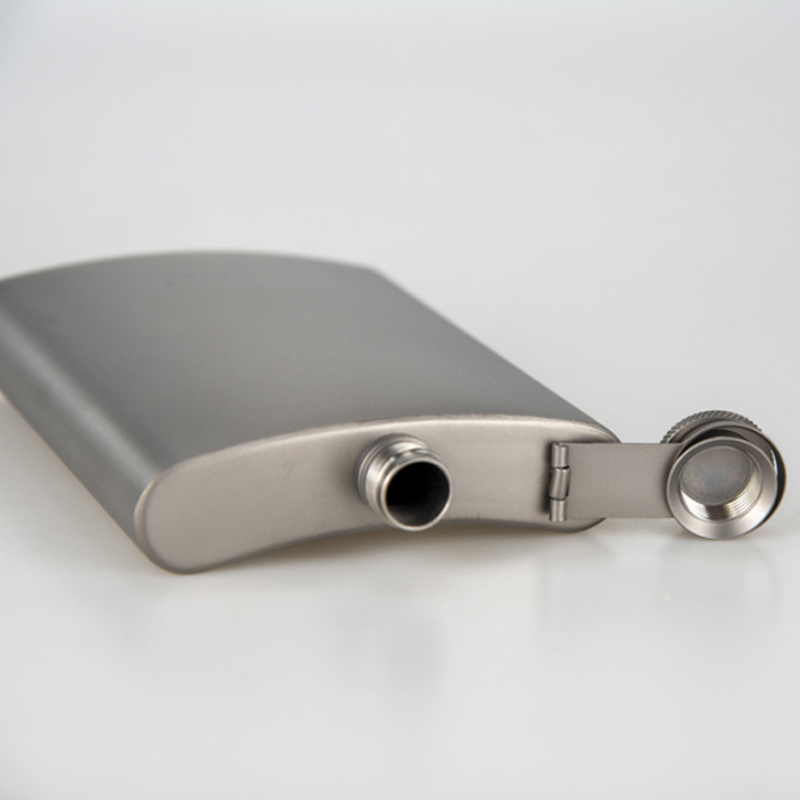 Ultralight Pure Titanium Square Hip Flask for Liquor & Whiskey (160ml / 215ml)